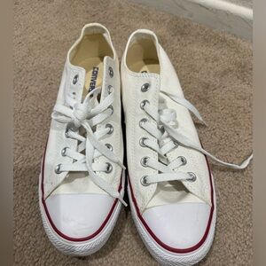 White converse all white low top